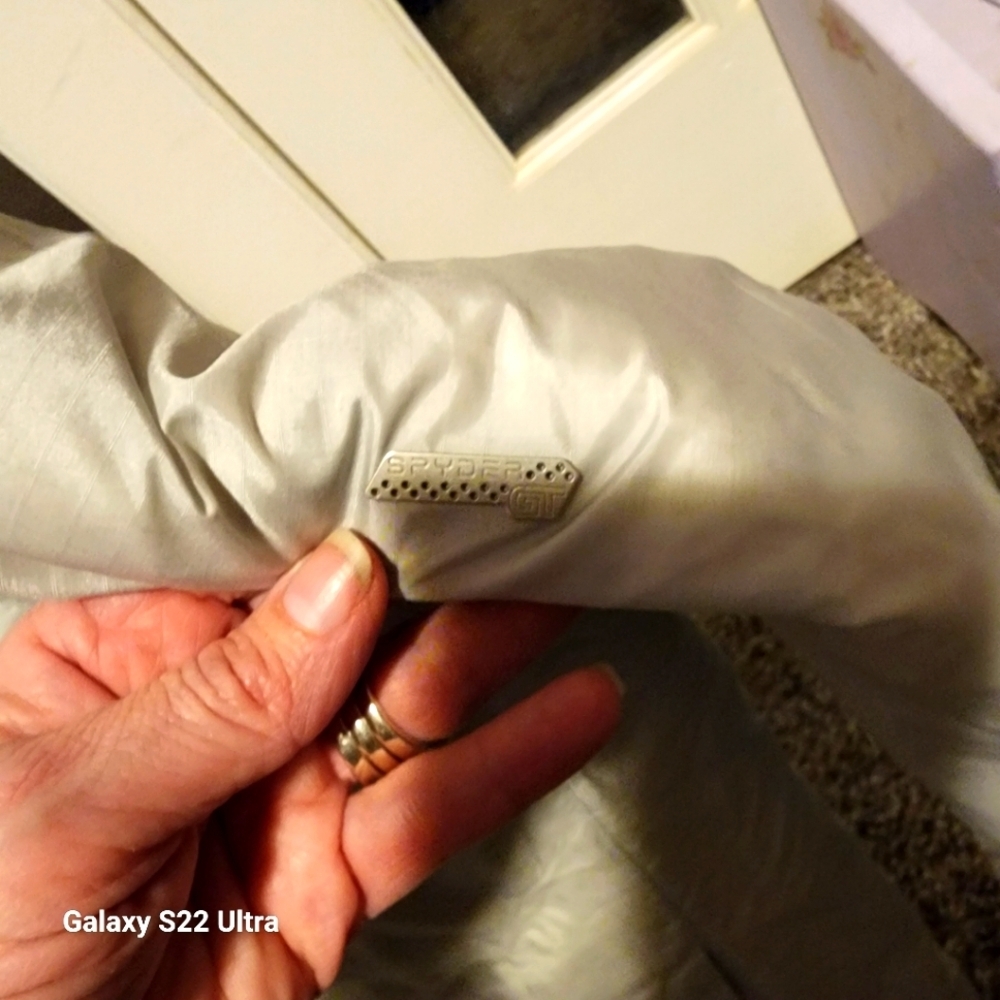Spyder Silver Insulated Puffer Coat - Picture 3 of 4